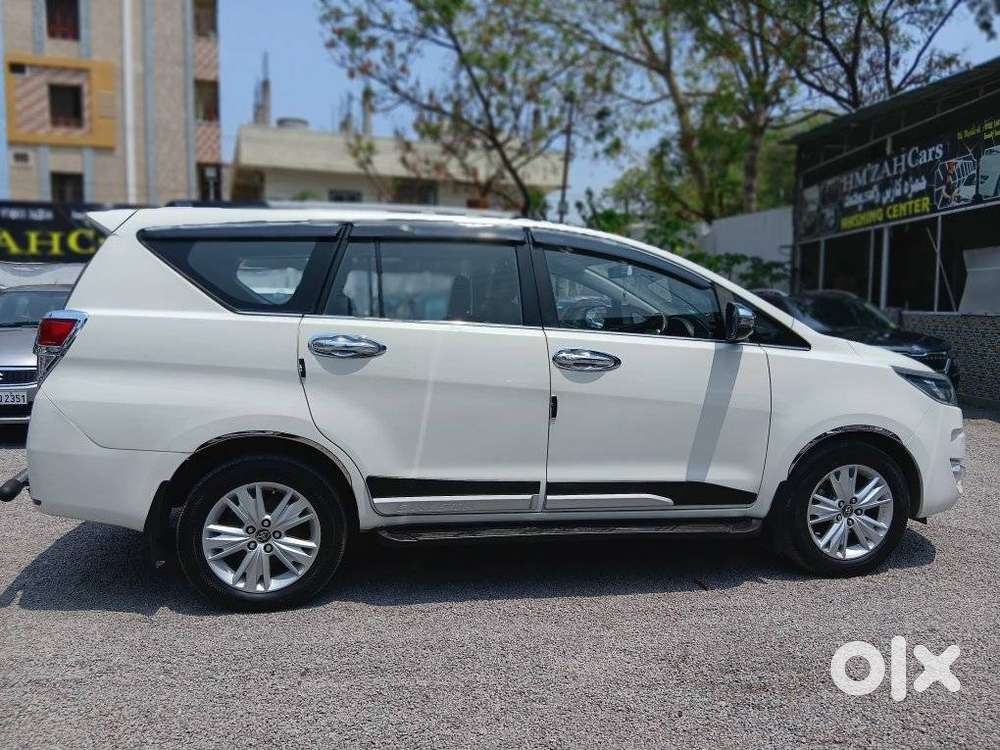 Toyota Innova Crysta 2.8z Automatic, 2018, Diesel