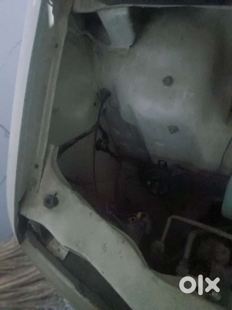 Maruti Suzuki Eeco 5 Str With Ac Plus Htr Cng, 2013, Cng & Hybrids