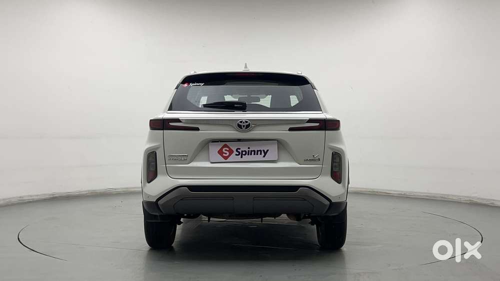 Toyota Urban Cruiser Hyryder 1.5 V Hybrid, 2023, Cng & Hybrids