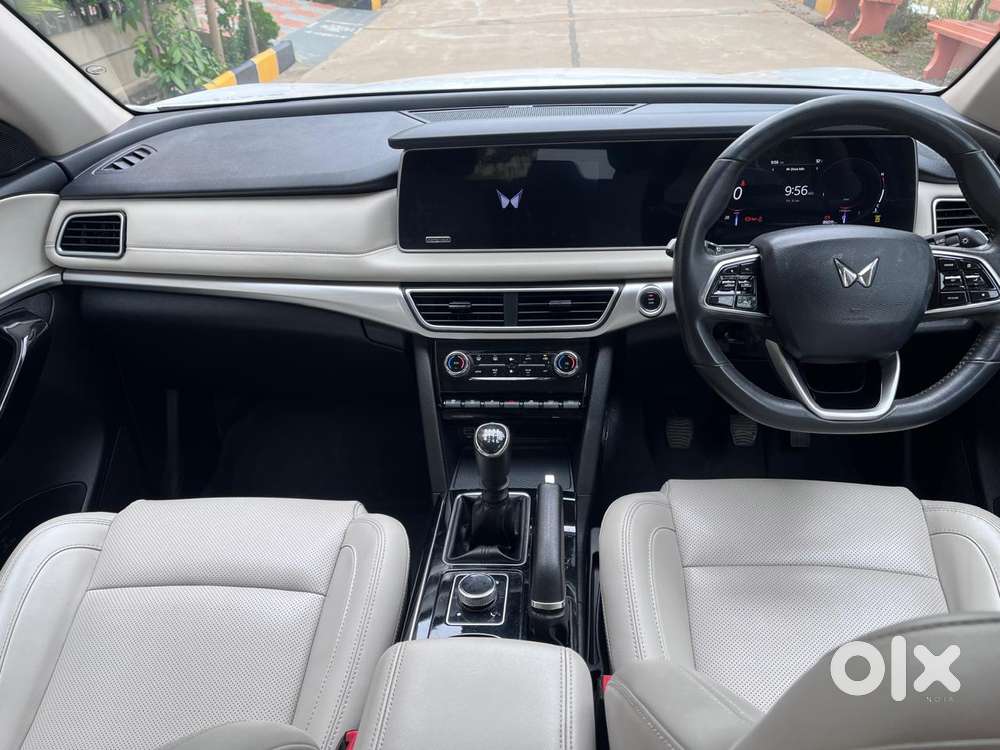 Mahindra Xuv700 2.2 Ax 7 Diesel Mt Str, 2022, Diesel