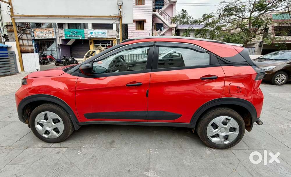 Tata Nexon Pure 1.2 S Revotron Petrol 6 Mt, 2024, Petrol