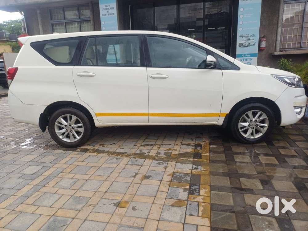 Toyota Innova Crysta 2.4 G Mt 7 Str, 2023