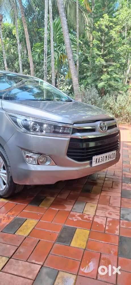 Toyota Innova Crysta 2016