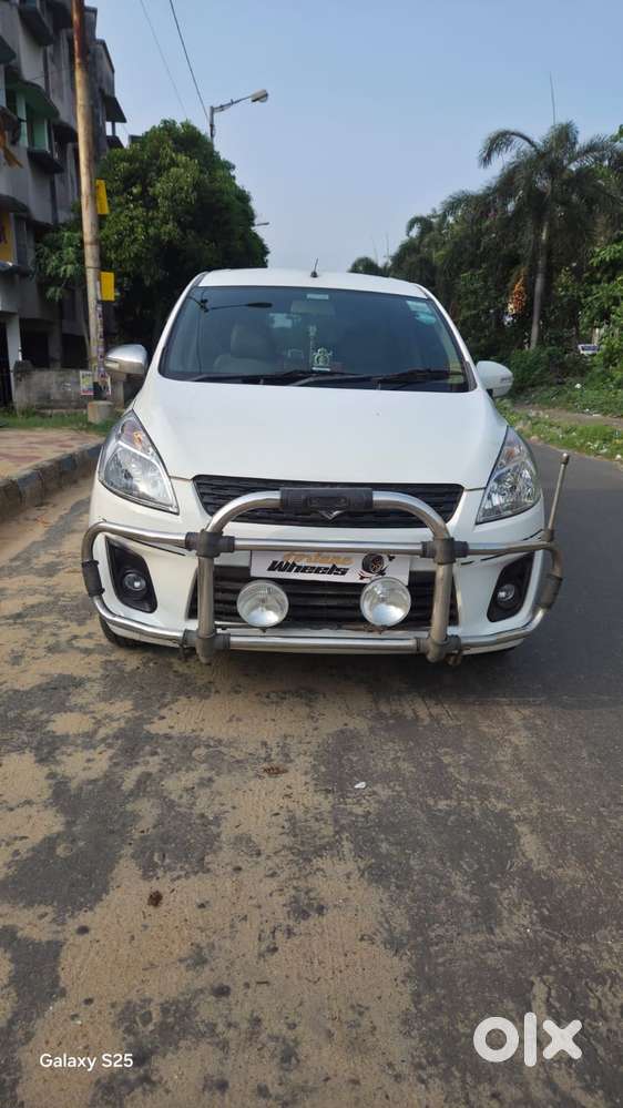Maruti Suzuki Ertiga Vxi Shvs, 2014, Petrol