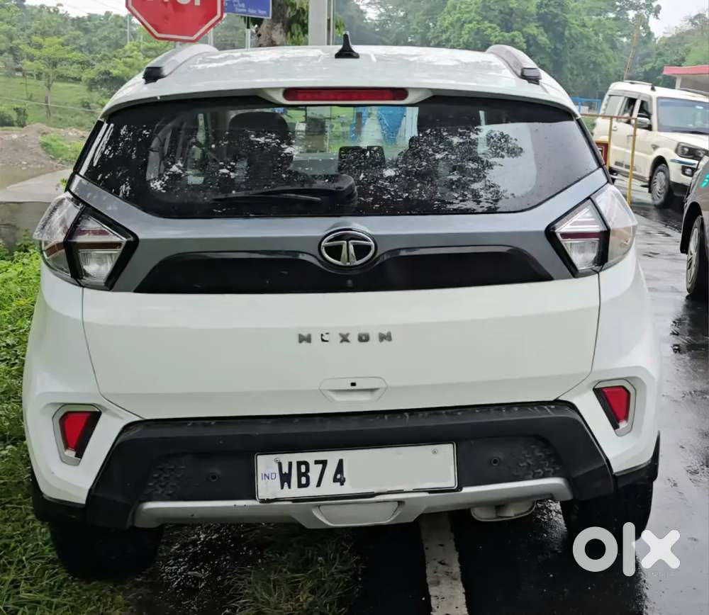 2022 Tata Nexon Xza+ (o) Amt Petrol Top-end Automaticcalgary White