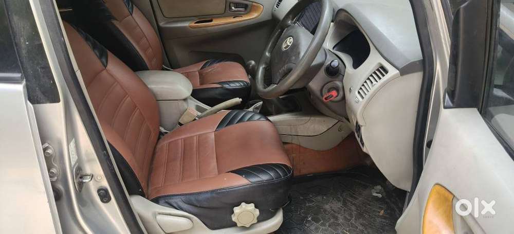 Toyota Innova 2.5 V 7 Str, 2006, Diesel