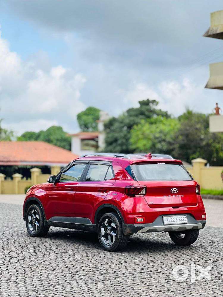 Hyundai Venue Sx (o) Mt 1.5 Diesel, 2021, Diesel
