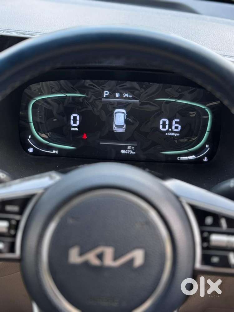 Kia Carens 1.4 Luxury Plus 6 Str, 2022, Petrol