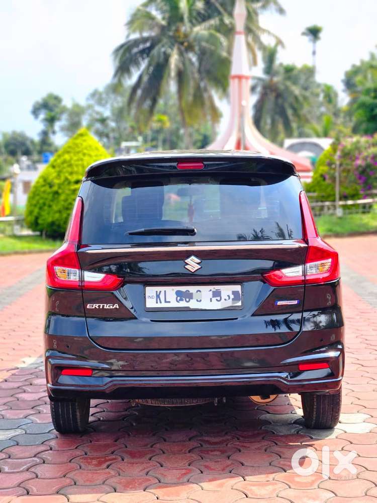 Maruti Suzuki Ertiga Zxi At, 2024, Petrol