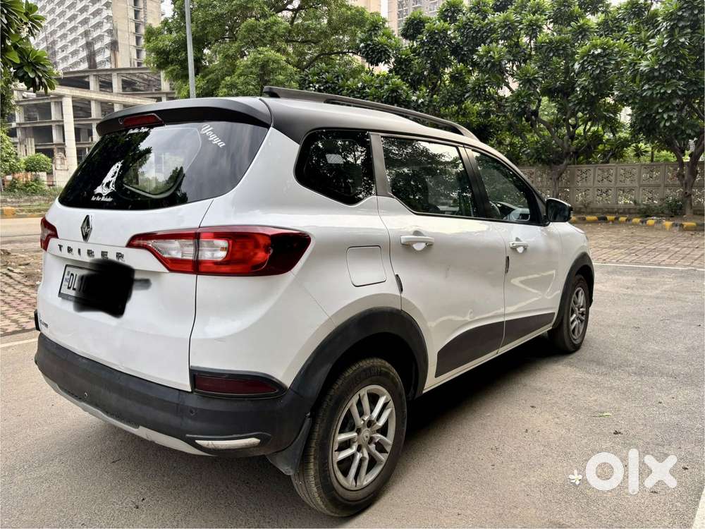 Renault Triber Rxt, 2022, Petrol