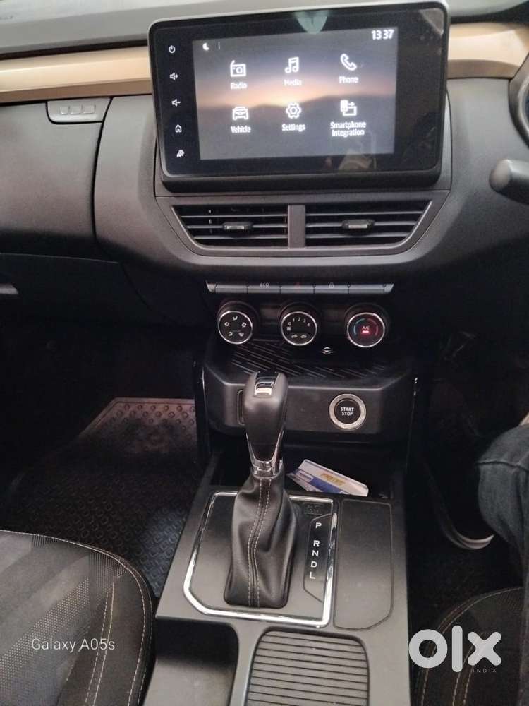 Renault Kiger Rxt Amt, 2021, Petrol