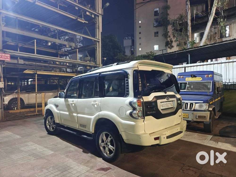 Mahindra Scorpio S10 7 Seater, 2015, Diesel
