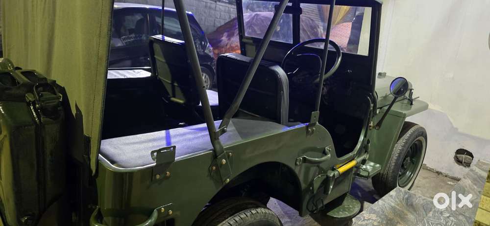 Mahindra Willys Low Bonet, 1987, Diesel