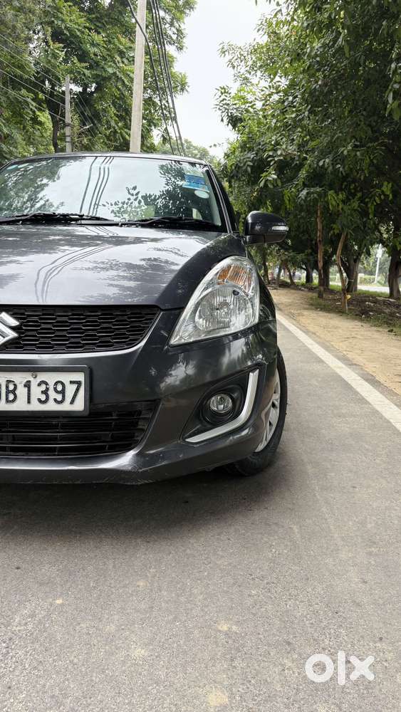 Maruti Suzuki Swift Vxi + Manual, 2016, Petrol