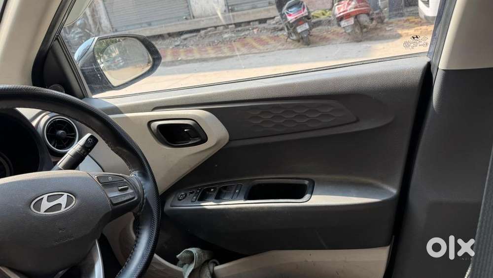 Hyundai Aura 2023 Cng & Petrol Well Maintained