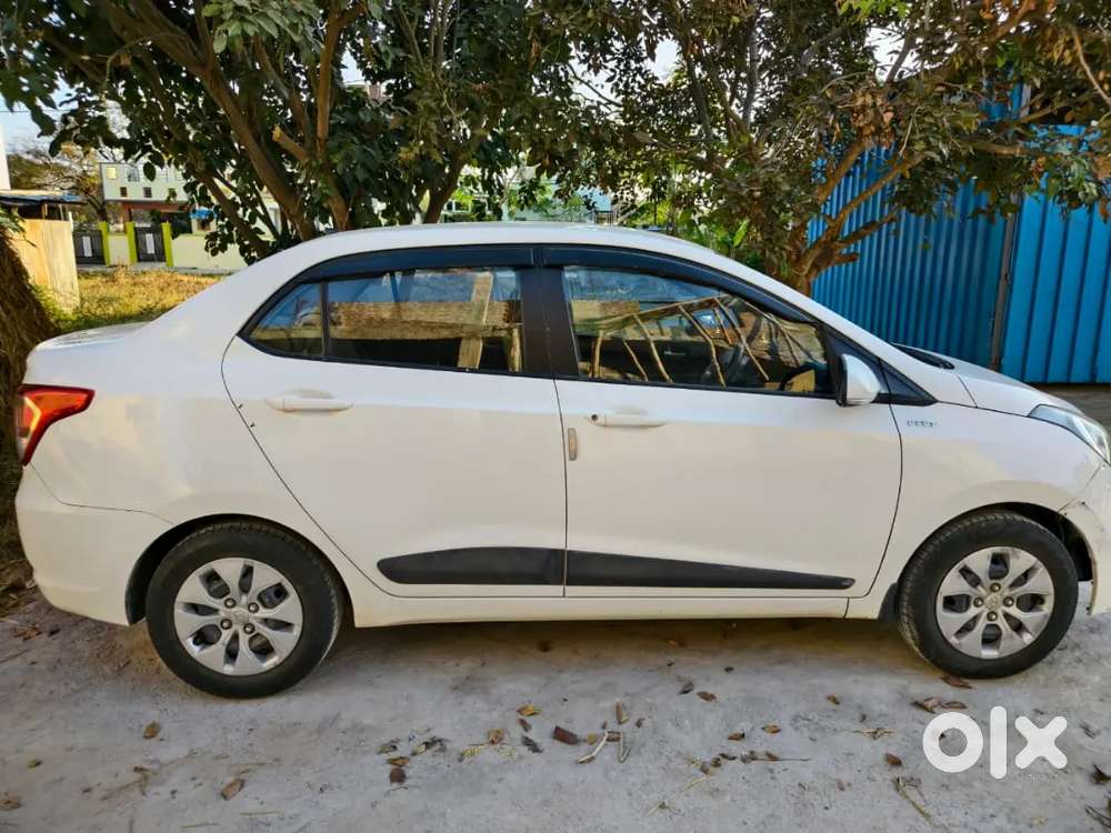 Hyundai Xcent 2015 Petrol Manual 64000 Km First Owner