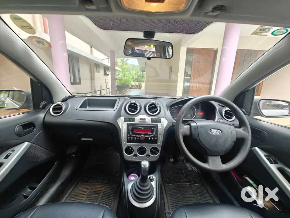 Ford Figo 1.2 Trend Petrol 2011