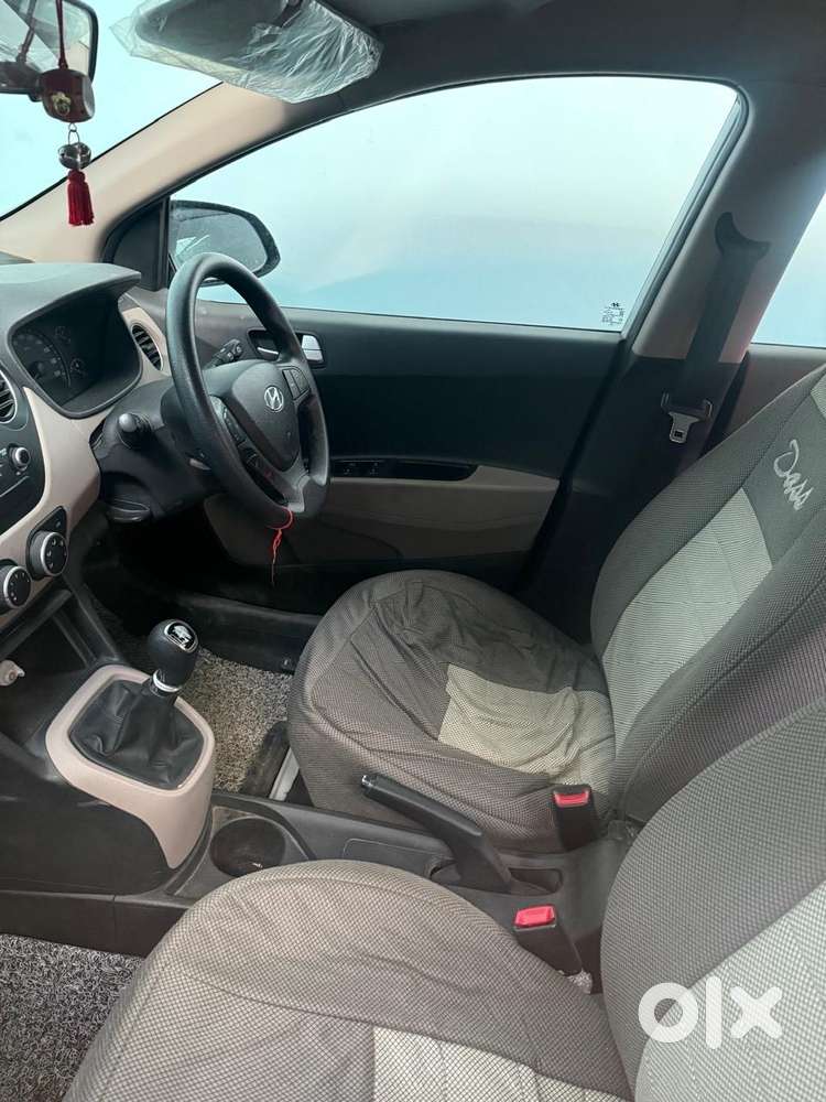 Hyundai Xcent 2014 Second Top Model