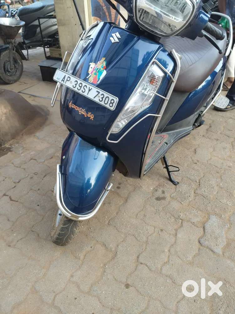 のーの Used Scooters in Somasekara Puram - Buy Second Hand Scooters