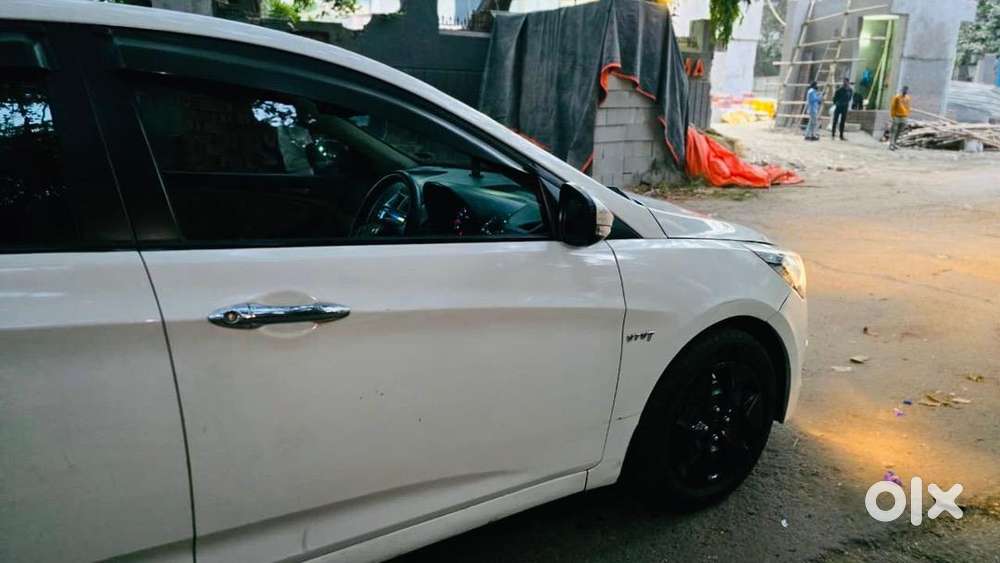 Hyundai Verna 2018 Petrol 60000 Km Driven