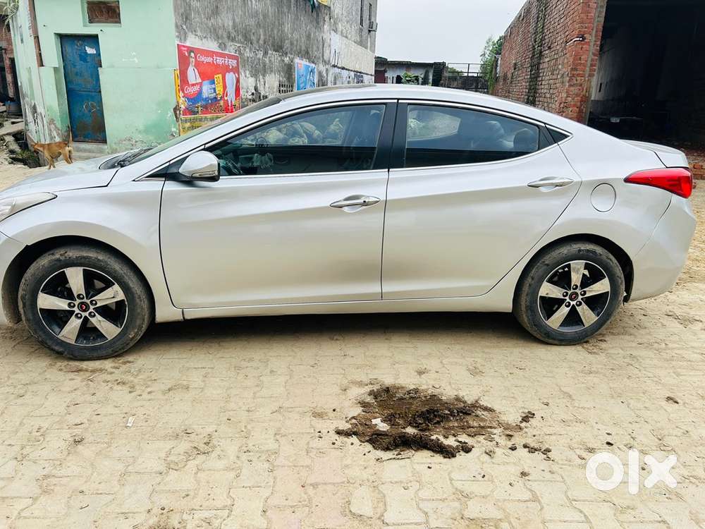 Hyundai New Elantra 2013 Petrol Well Maintained