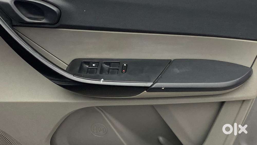 Tata Tiago 1.2 Revotron Xt, 2019, Petrol