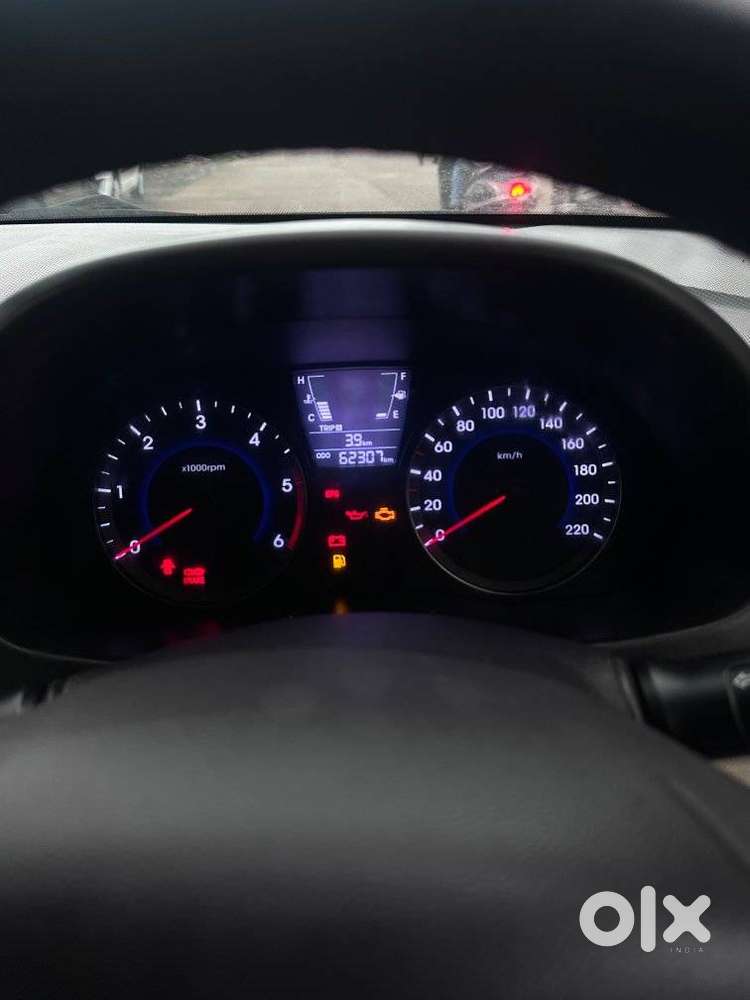 Hyundai Verna 1.6 Sx Crdi, 2015, Diesel