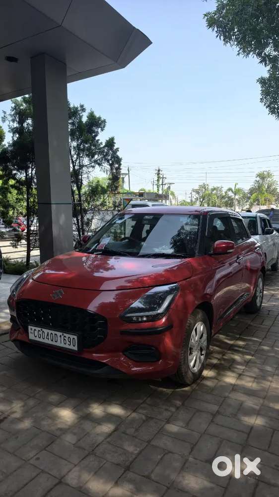 Maruti Suzuki Swift Amt 2025