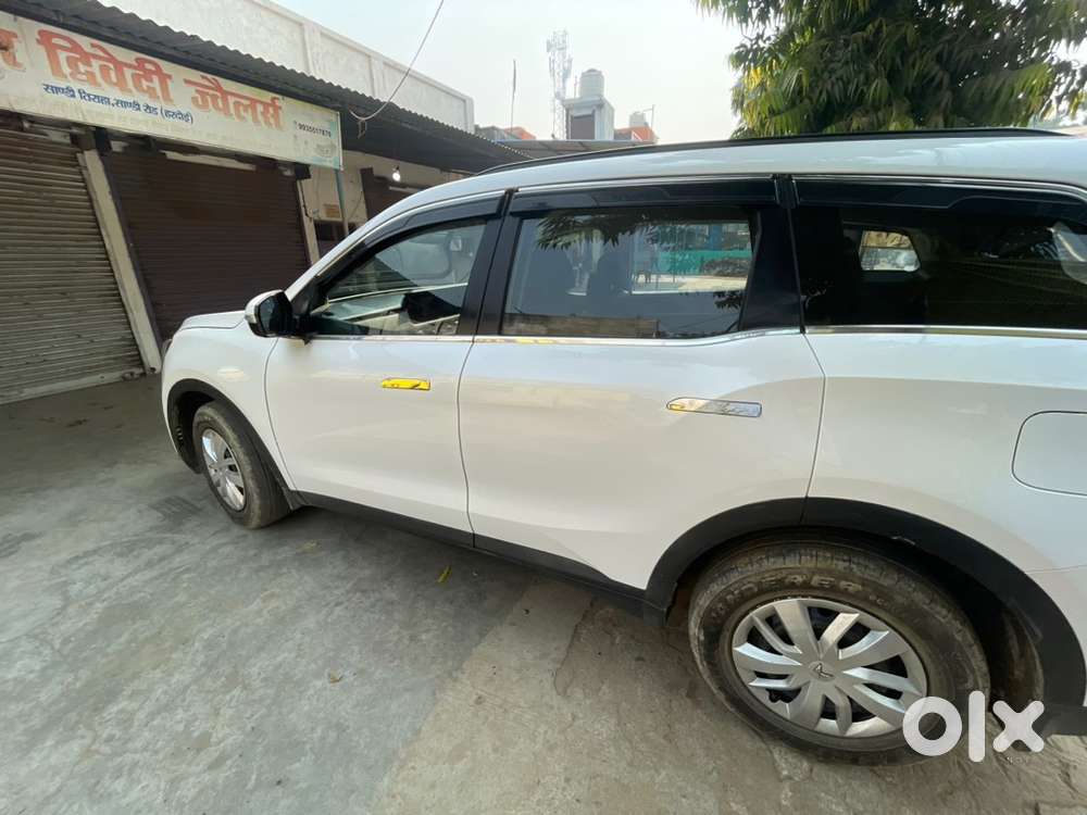 Mahindra Xuv700 2023 Diesel Good Condition
