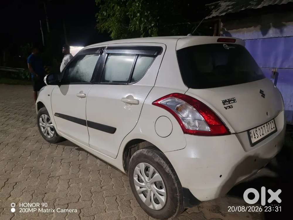 Maruti Suzuki Swift Vxi 2017