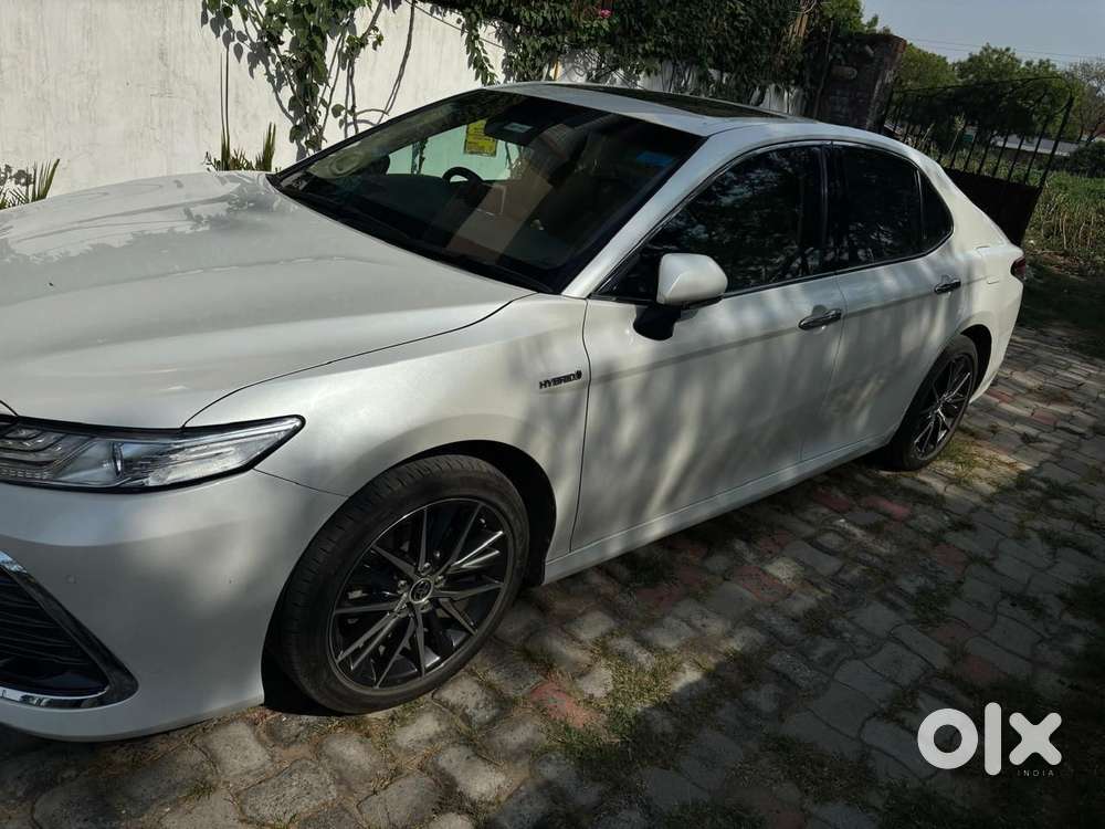 Toyota Camry 2.5 Hybrid, 2024, Petrol