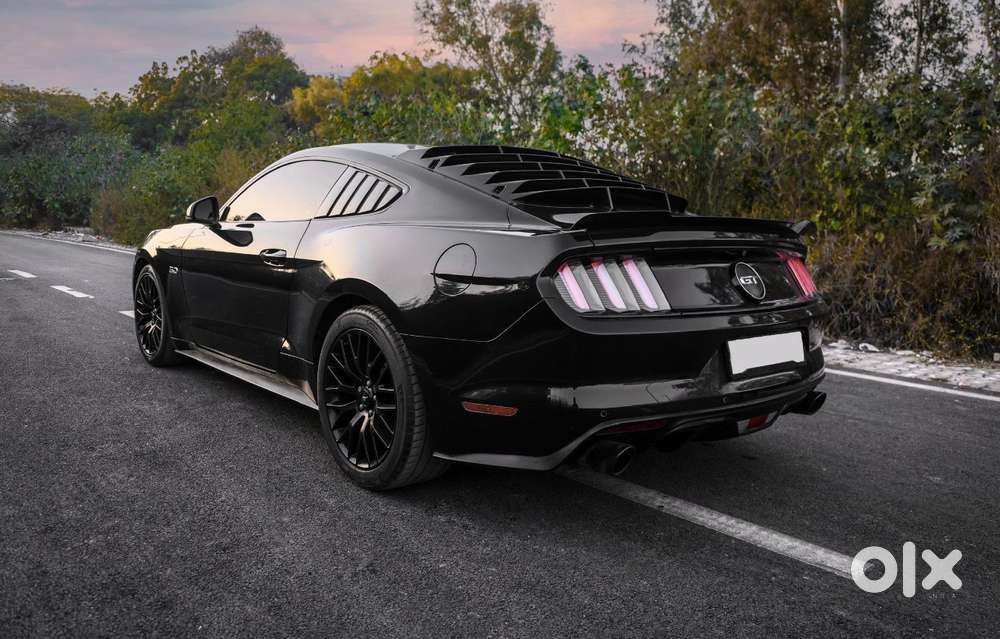 Ford Mustang V8, 2020, Petrol