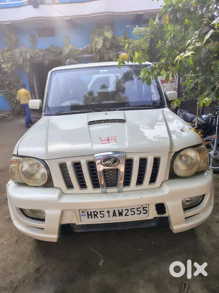 गाडी मै कोई दिक्कत नहीं है । जिसको लेना है वही मैसेज करे ।