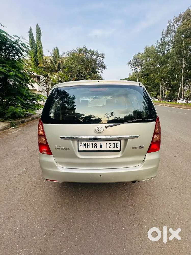 Toyota Innova 2.5v