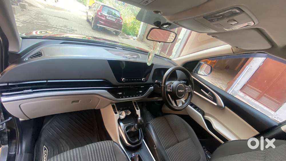 Kia Carens 2023 Diesel Well Maintained