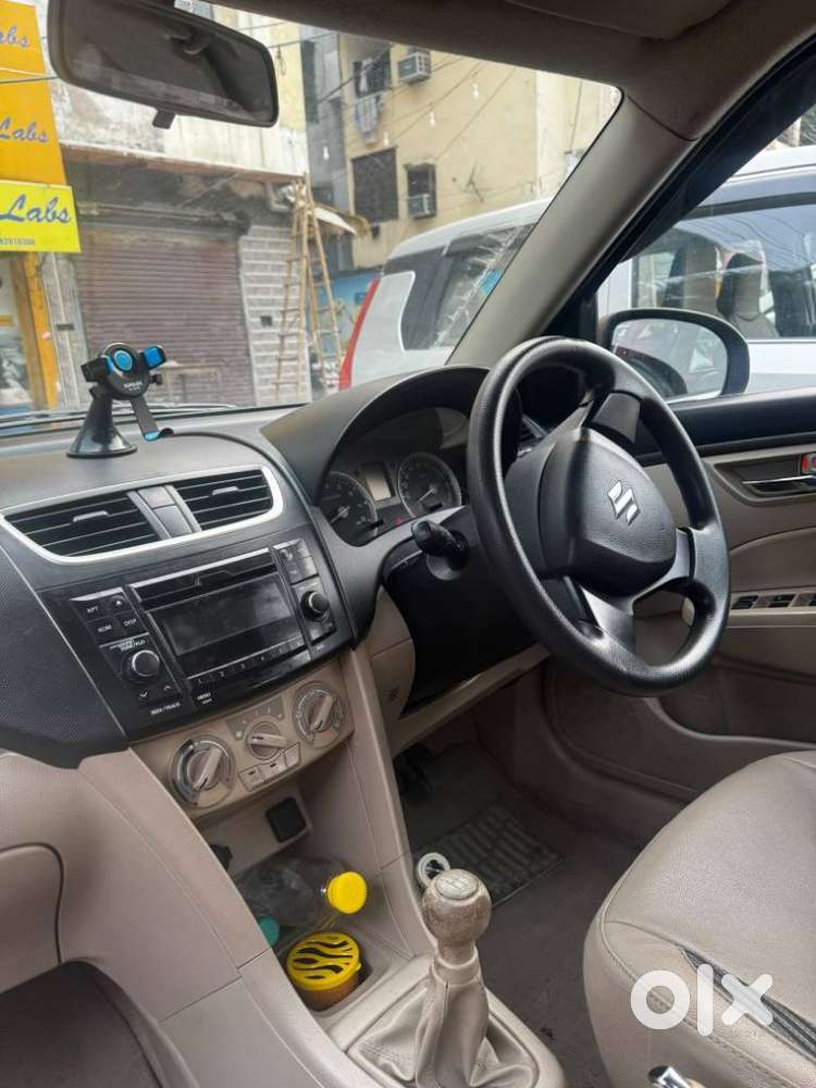 Maruti Suzuki Dzire 1.2 Vxi, 2015, Petrol