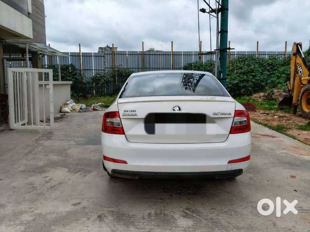 Skoda Octavia 1.8 Tsi Style Plus At, 2016, Petrol