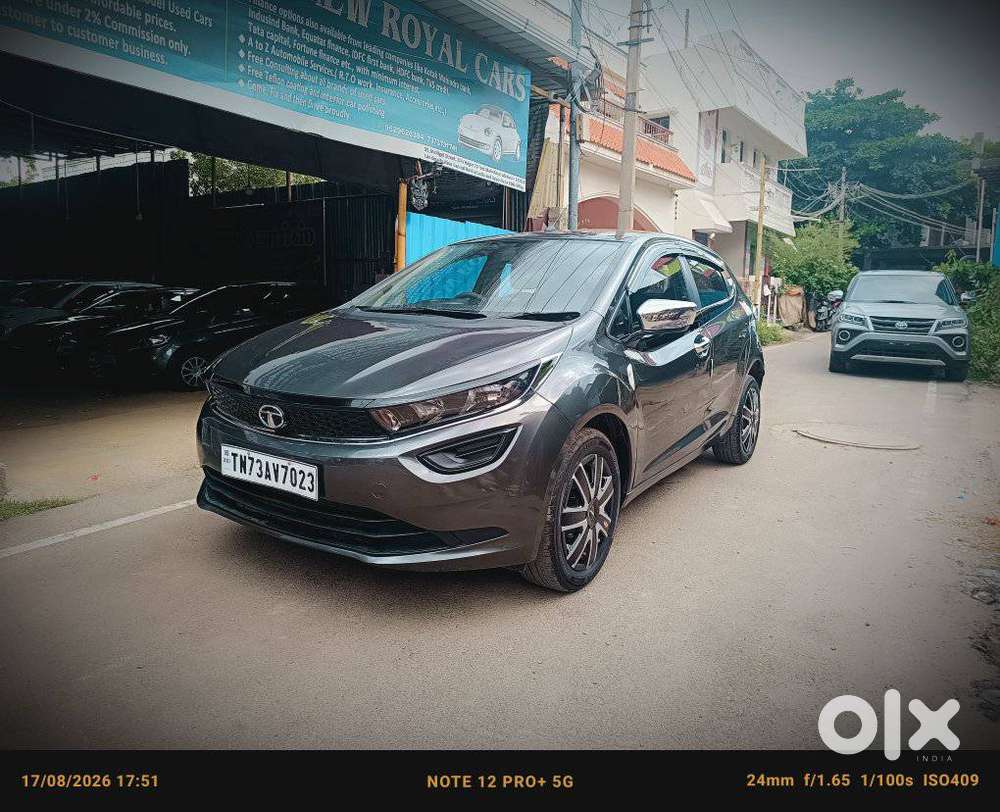 Tata Altroz 1.2 Xm Plus, 2023, Petrol