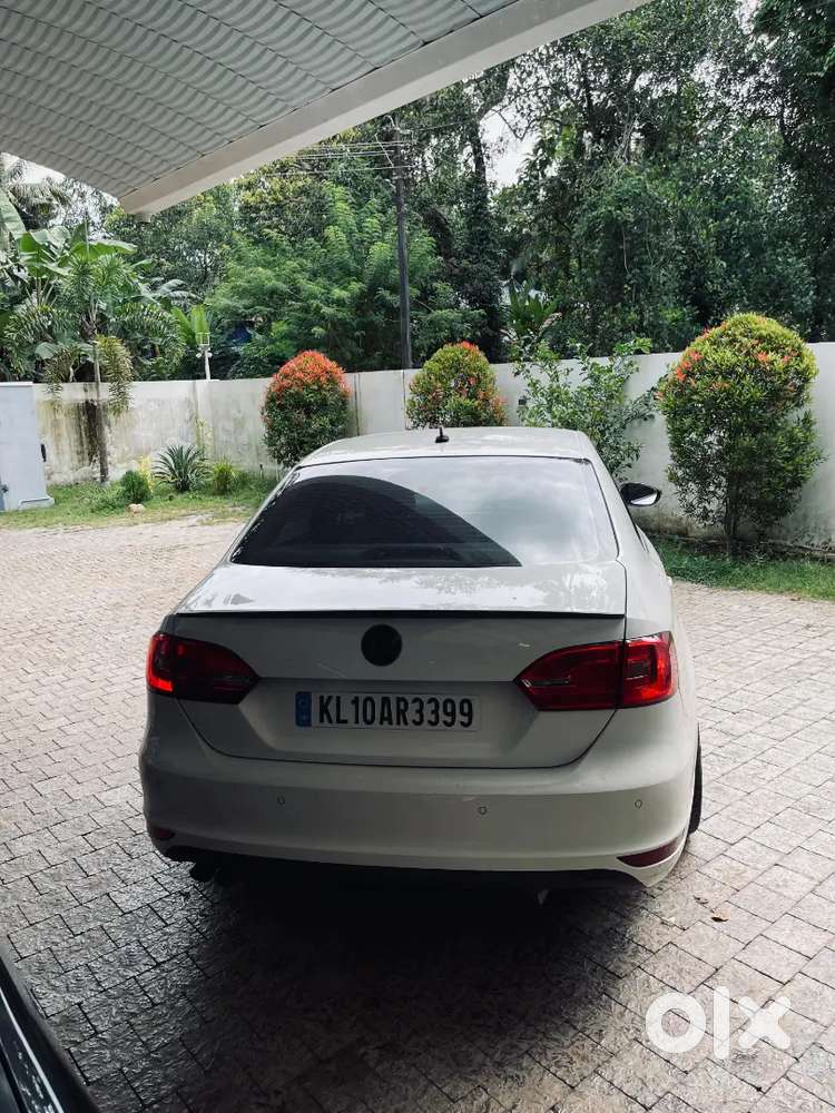 Volkswagen Jetta 2014 Petrol 100000 Km Driven