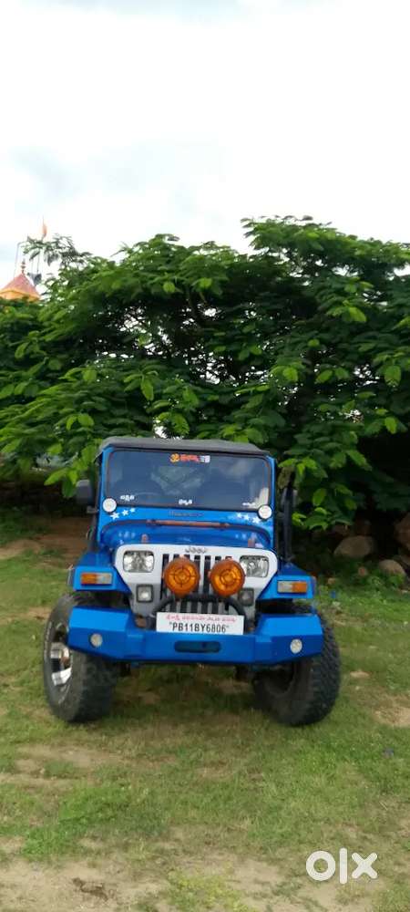 Mahindra Jeep