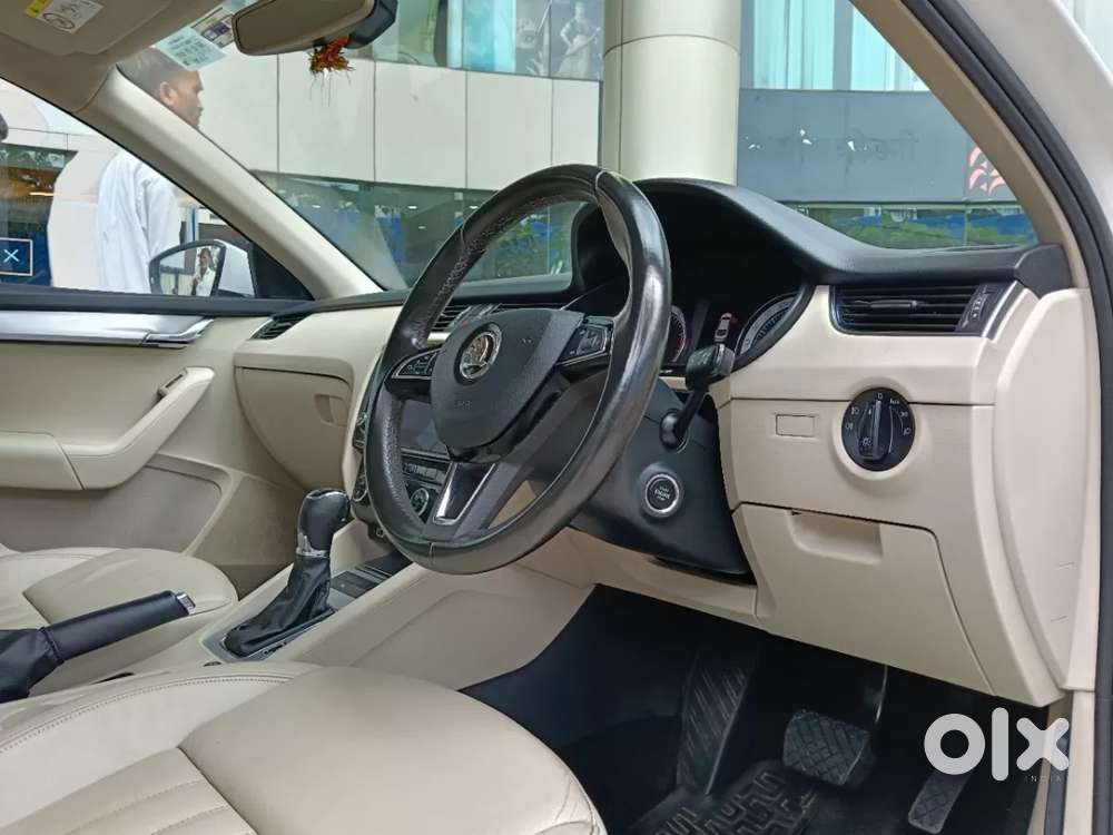 Skoda Octavia, 2019, Petrol