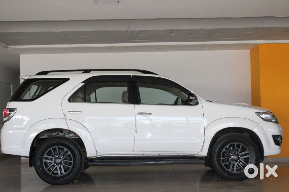 Toyota Fortuner 3.0 4x2 Mt, 2015, Diesel