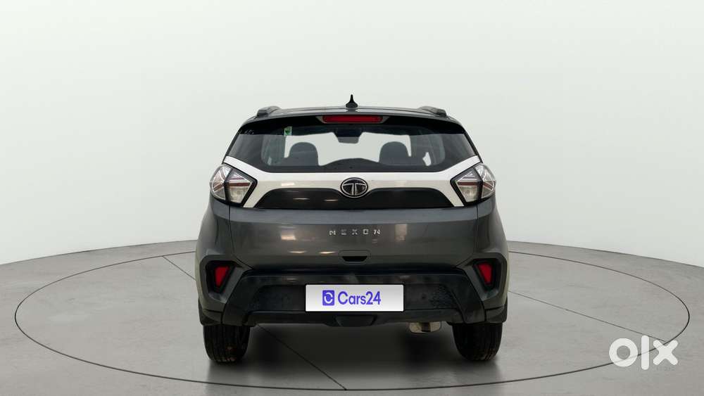 Tata Nexon 1.5 Revotorq Xma Plus (s) Amt, 2022, Petrol