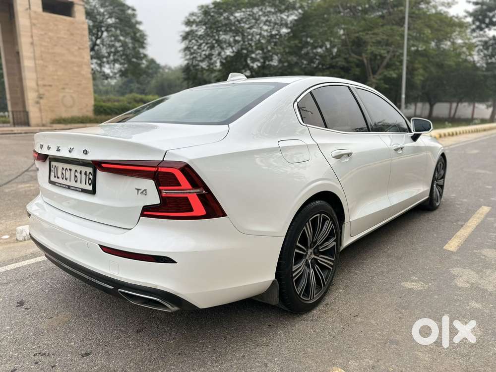 Volvo S60 T4 Inscription, 2021, Petrol