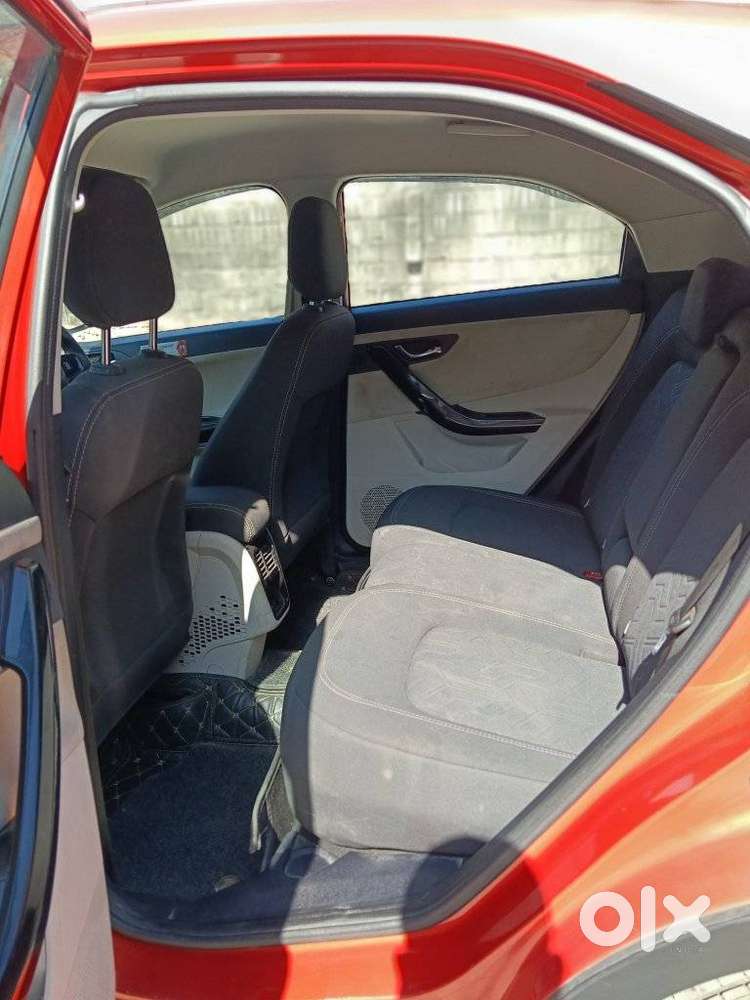 Tata Nexon 1.2 Revotron Xza Plus Dualtone, 2022, Petrol