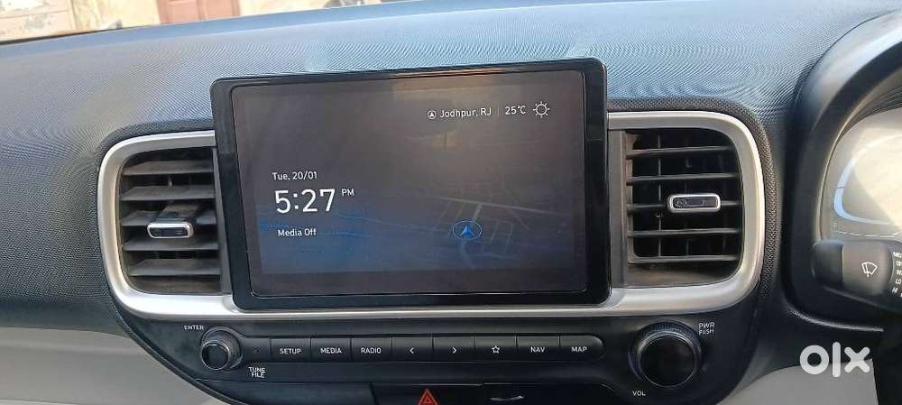 Hyundai Venue Sx, 2024, Petrol