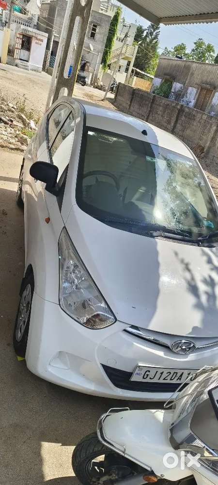 Hyundai Eon 2017 Petrol Well Maintained