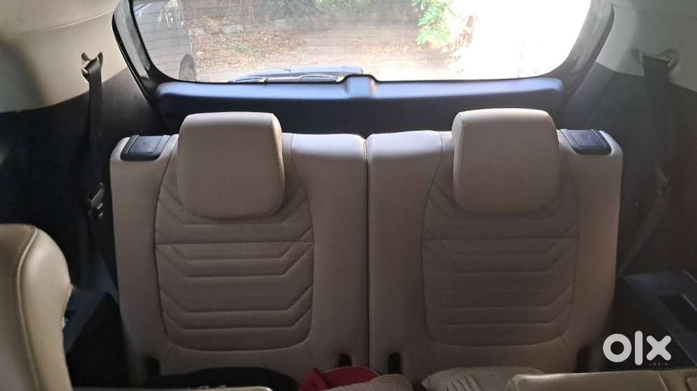 Kia Carens Luxury Fully Loaded Petrol Well Maintained