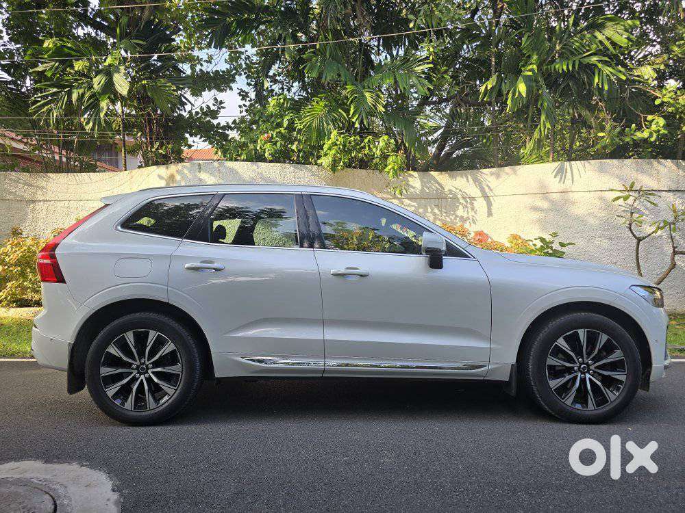 Volvo Xc60 D5 Awd Automatic, 2023, Petrol