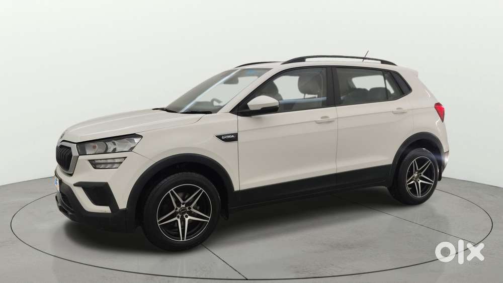 Skoda Kushaq 1.0 Tsi Active, 2022, Petrol